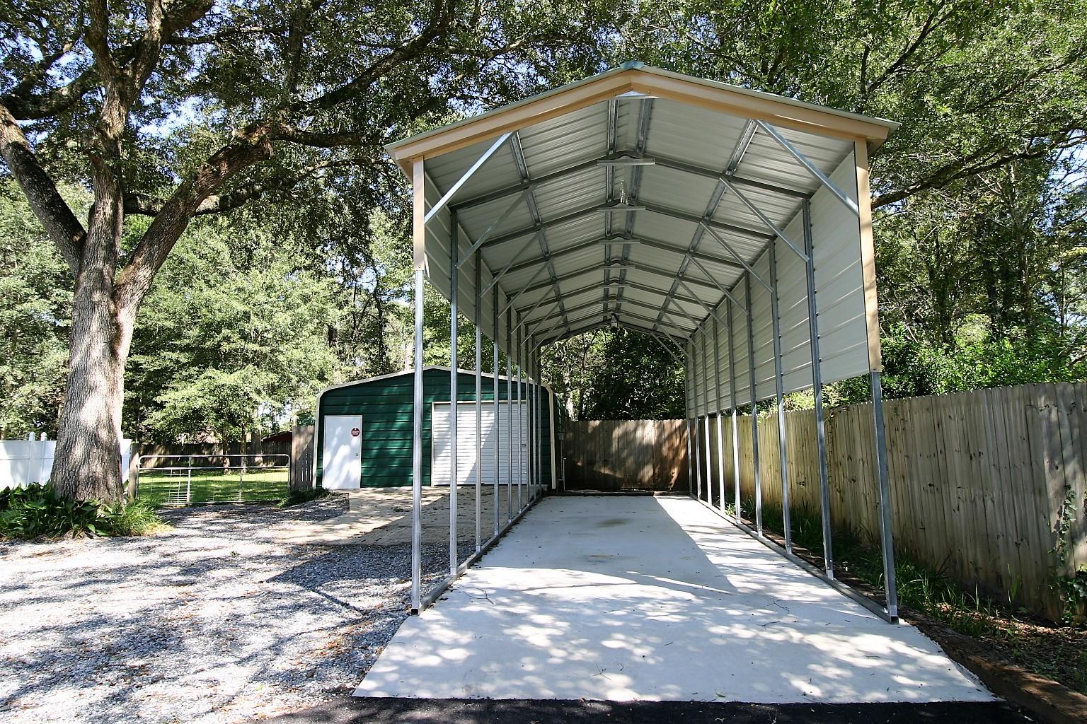 HOLLY HILLS - Residential