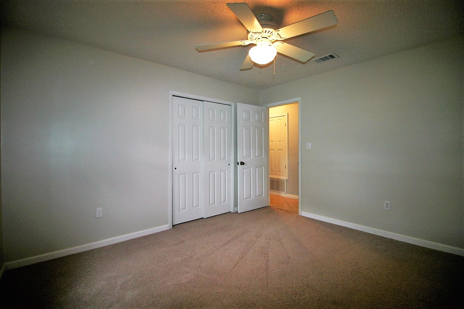 HOLLY HILLS - Residential