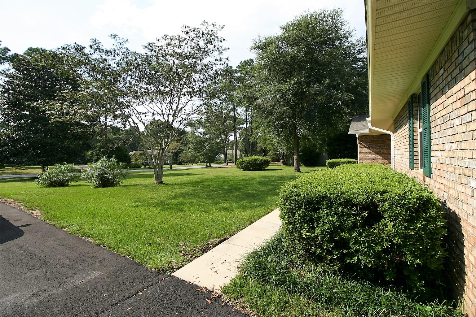 HOLLY HILLS - Residential