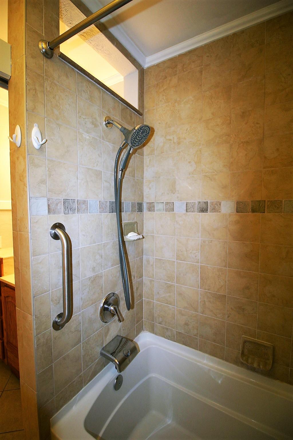 HOLLY HILLS - Residential