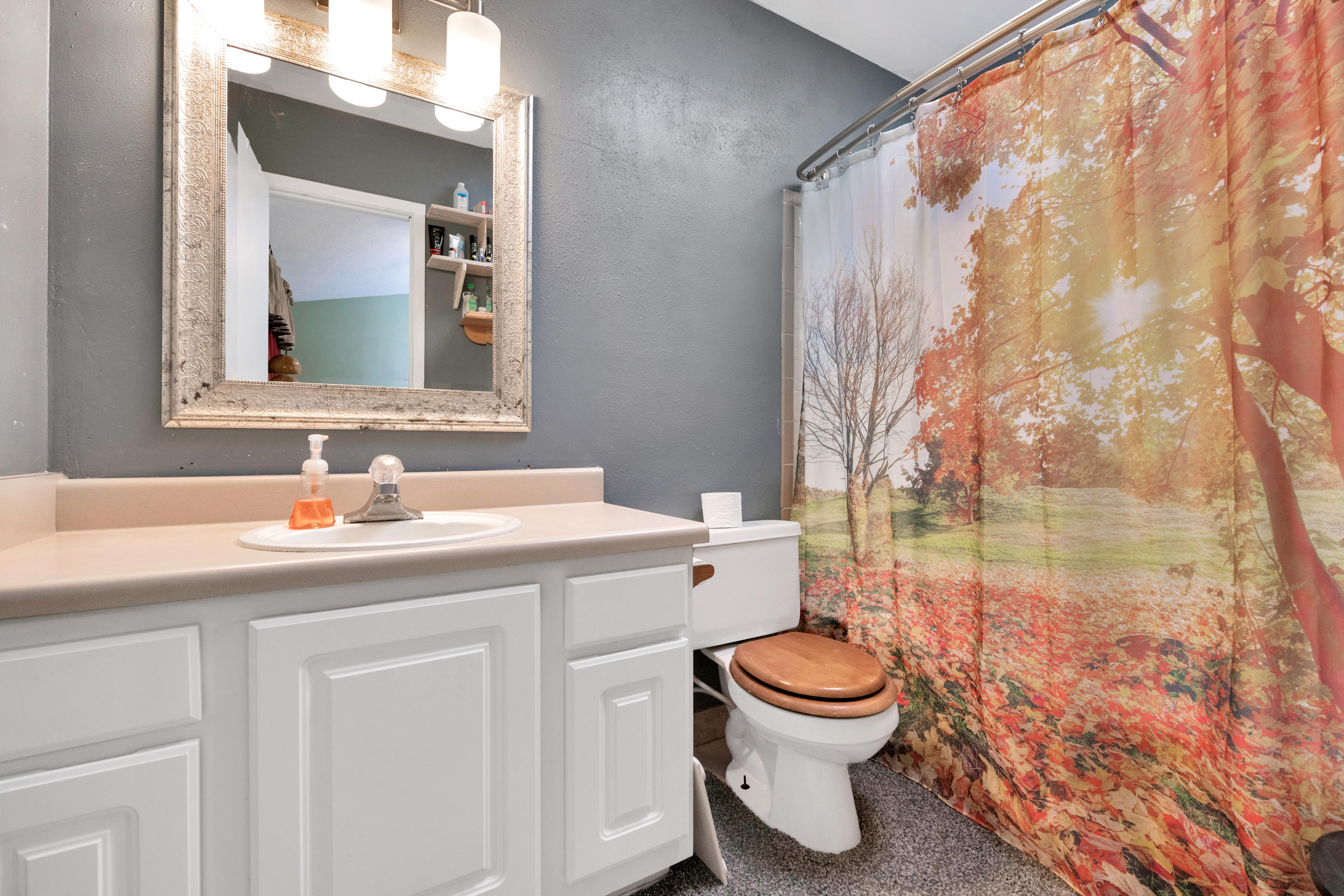 VALPARAISO PINECREST 5 - Residential