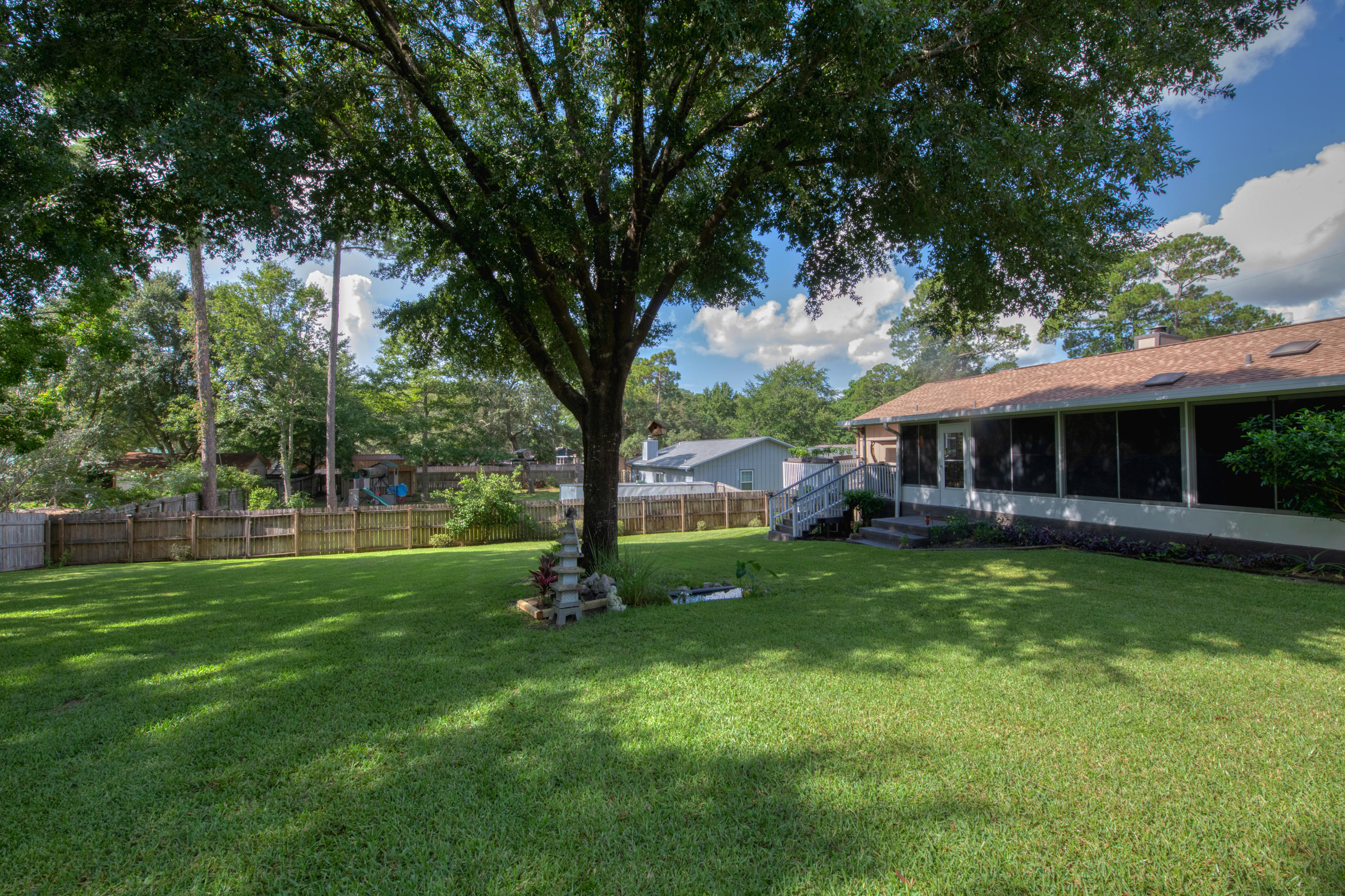 VALPARAISO PINECREST 5 - Residential