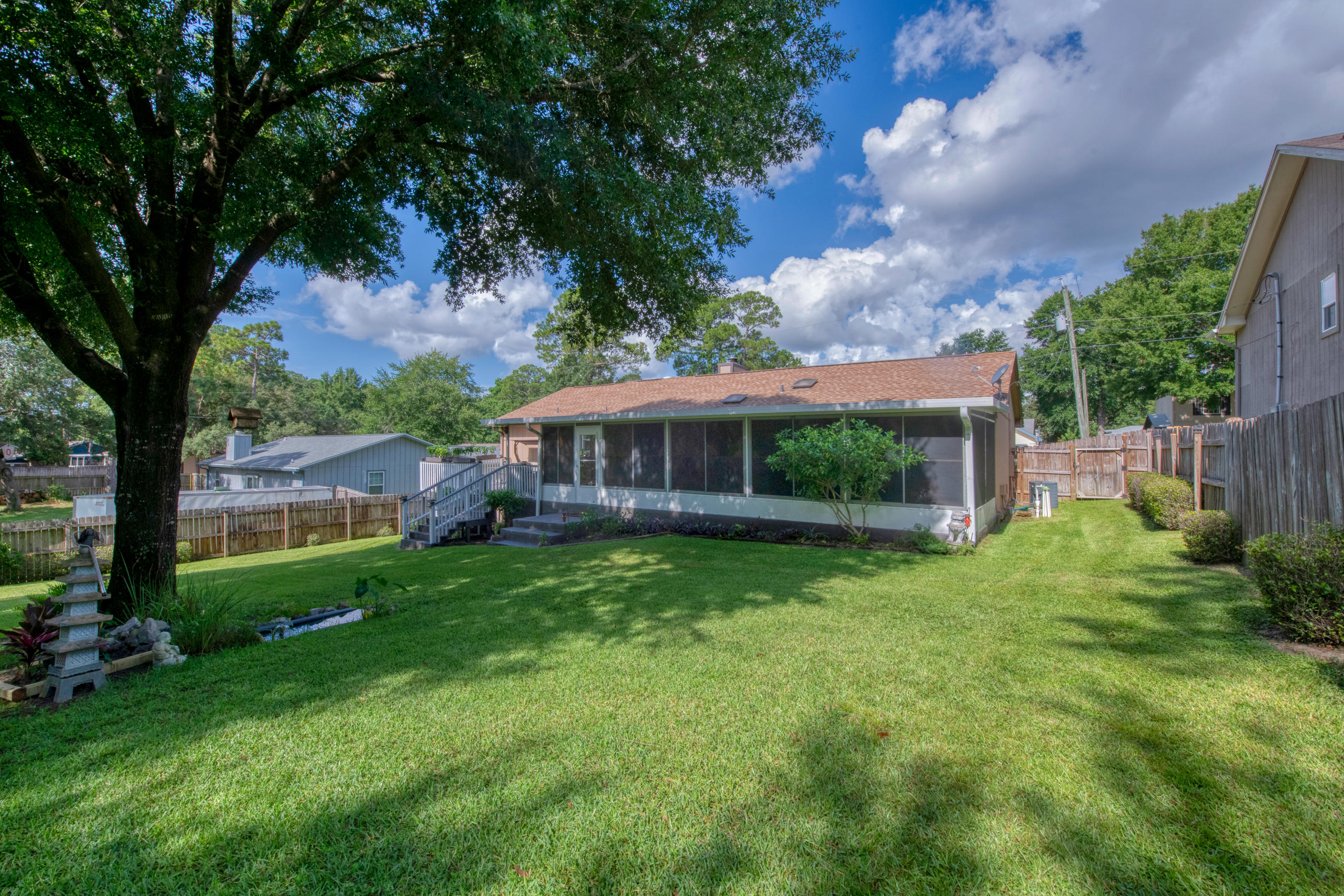VALPARAISO PINECREST 5 - Residential