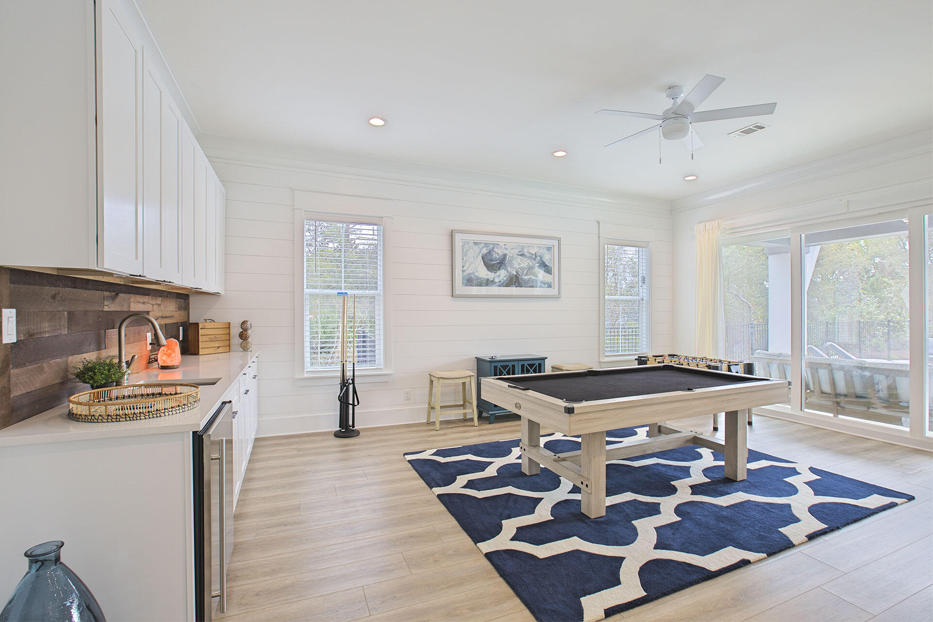 Woodward Dr - Residential