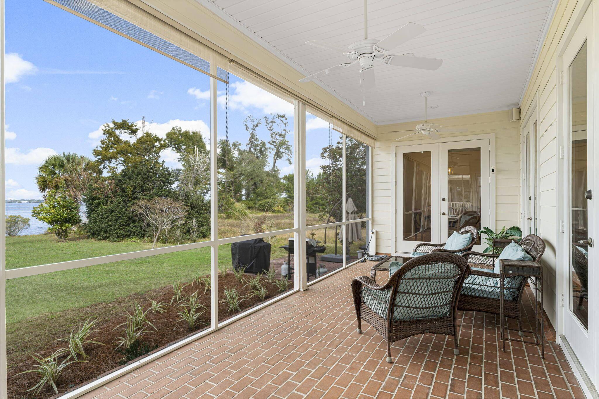 COLLEGE POINT 1ST ADDN - Residential