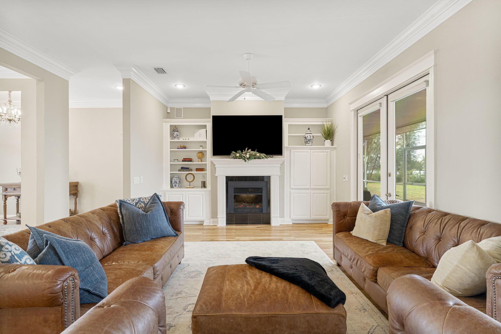 COLLEGE POINT 1ST ADDN - Residential