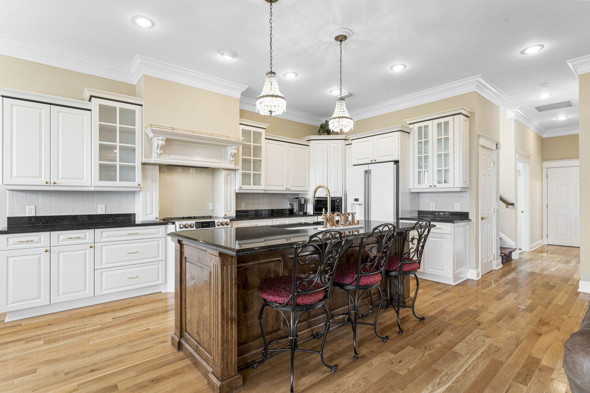 COLLEGE POINT 1ST ADDN - Residential