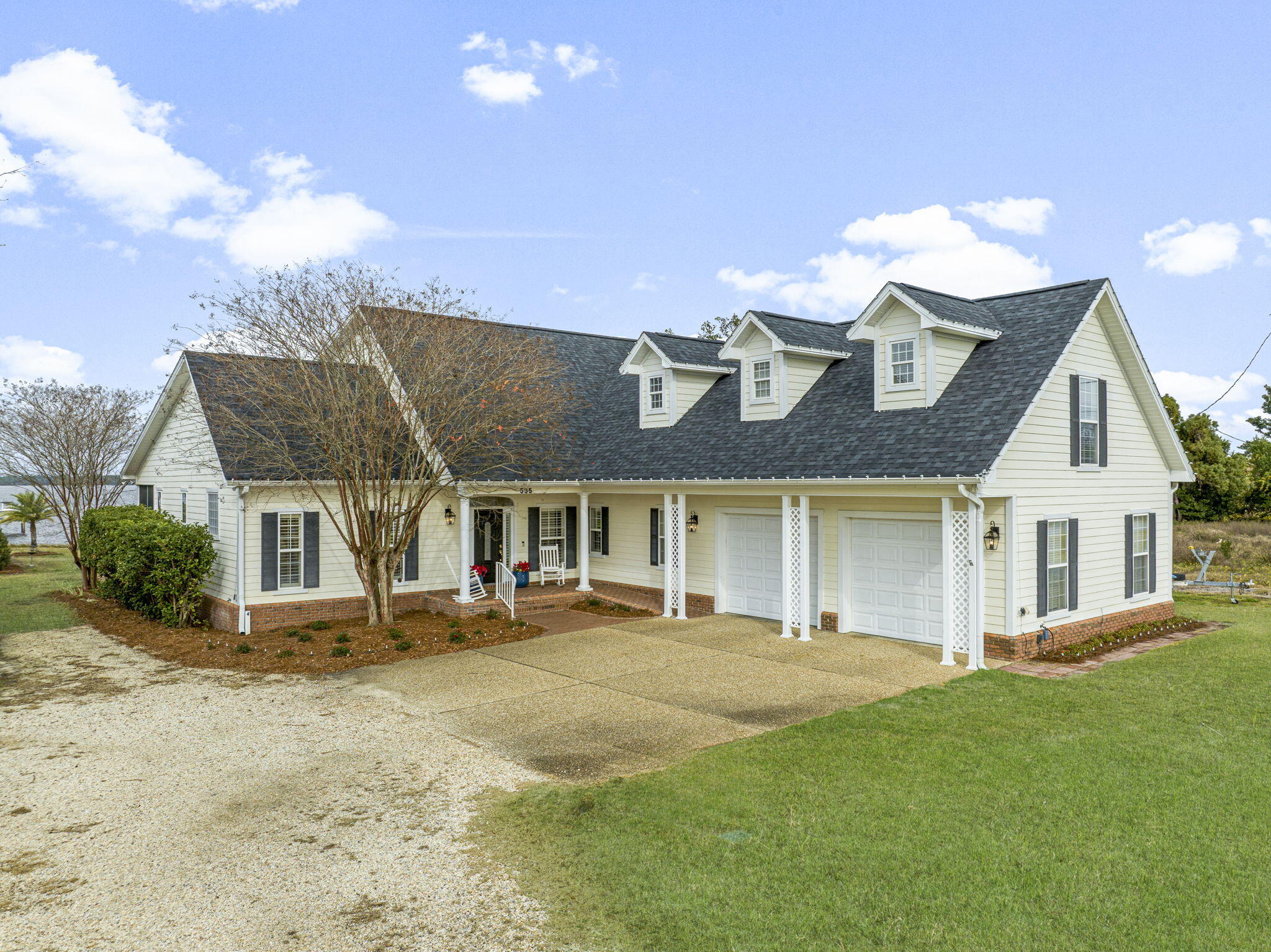 COLLEGE POINT 1ST ADDN - Residential