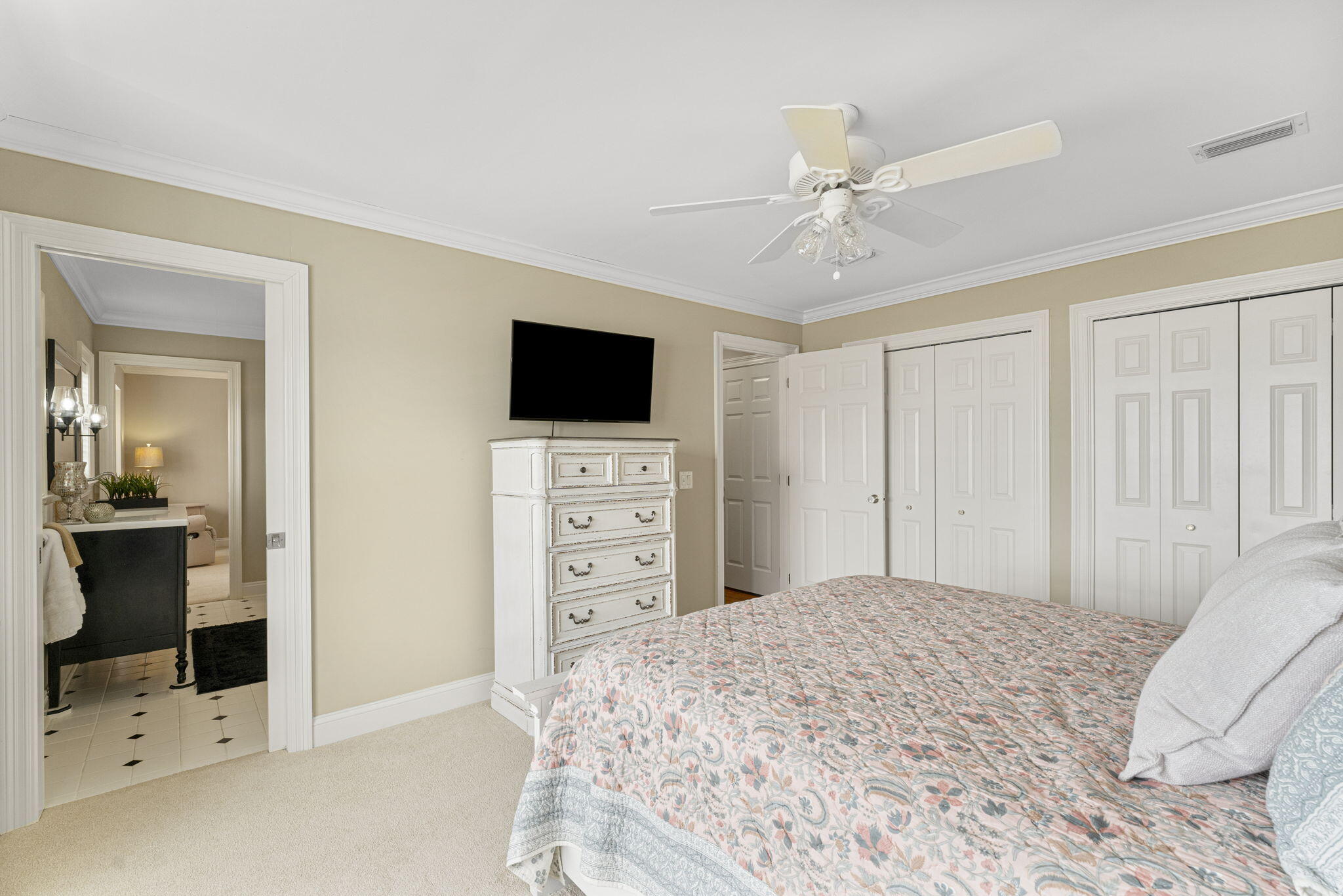 COLLEGE POINT 1ST ADDN - Residential