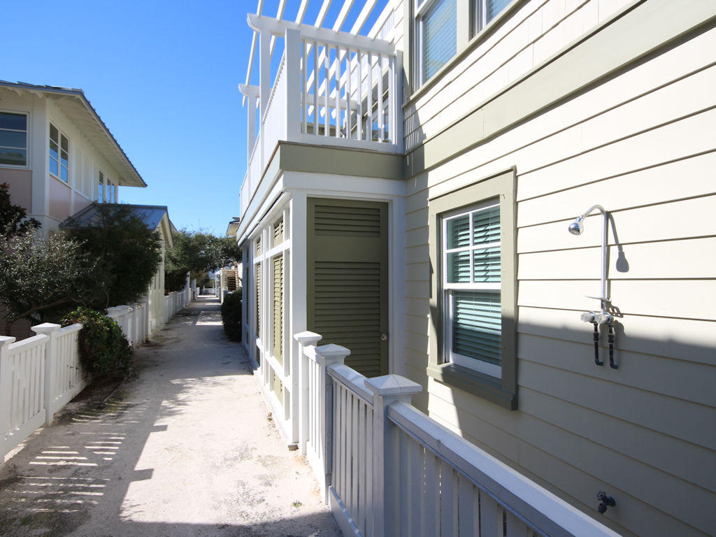SEASIDE 10 - Residential
