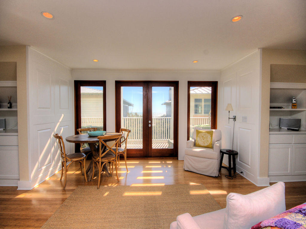 SEASIDE 10 - Residential