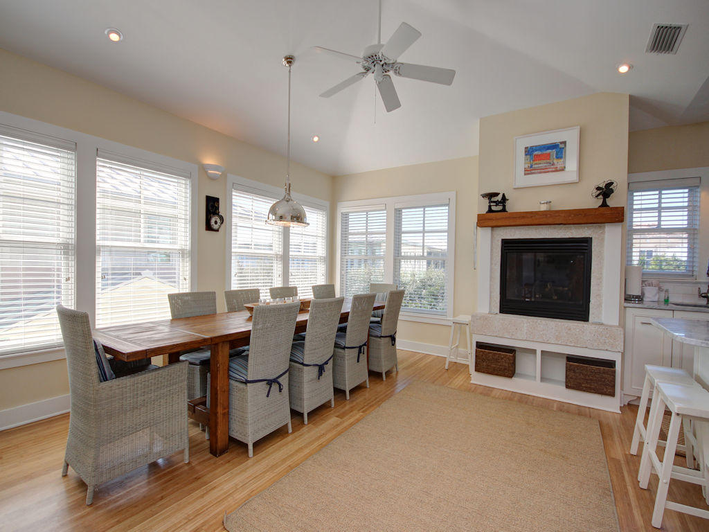 SEASIDE 10 - Residential