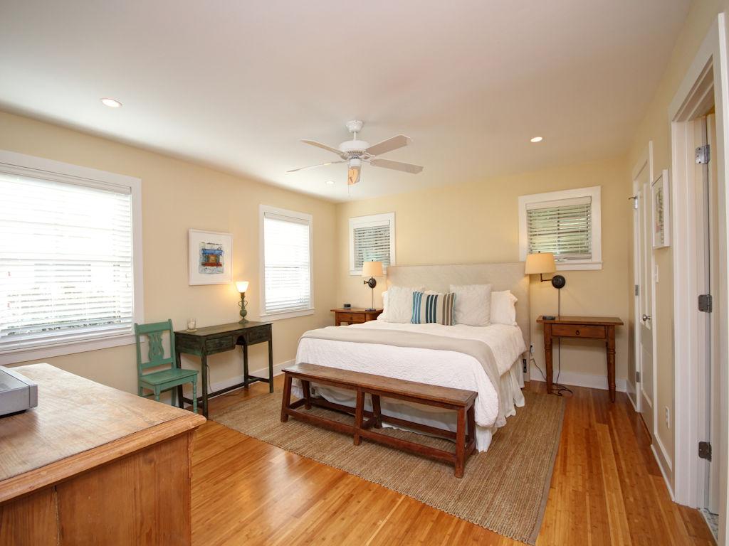 SEASIDE 10 - Residential