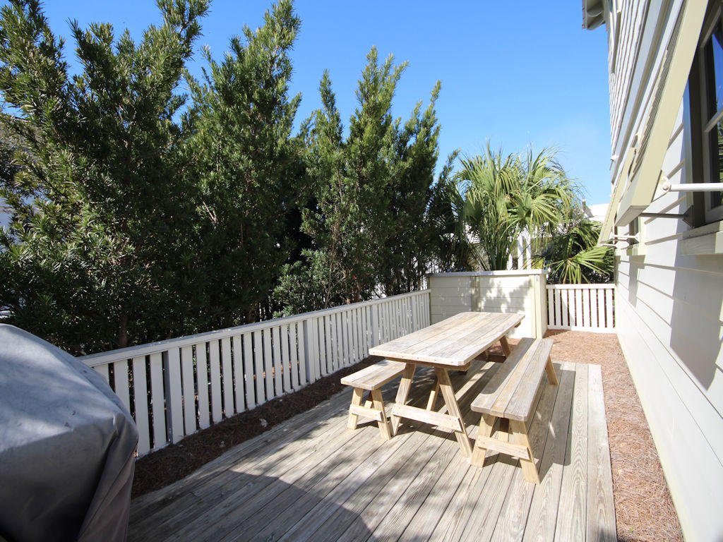 SEASIDE 10 - Residential