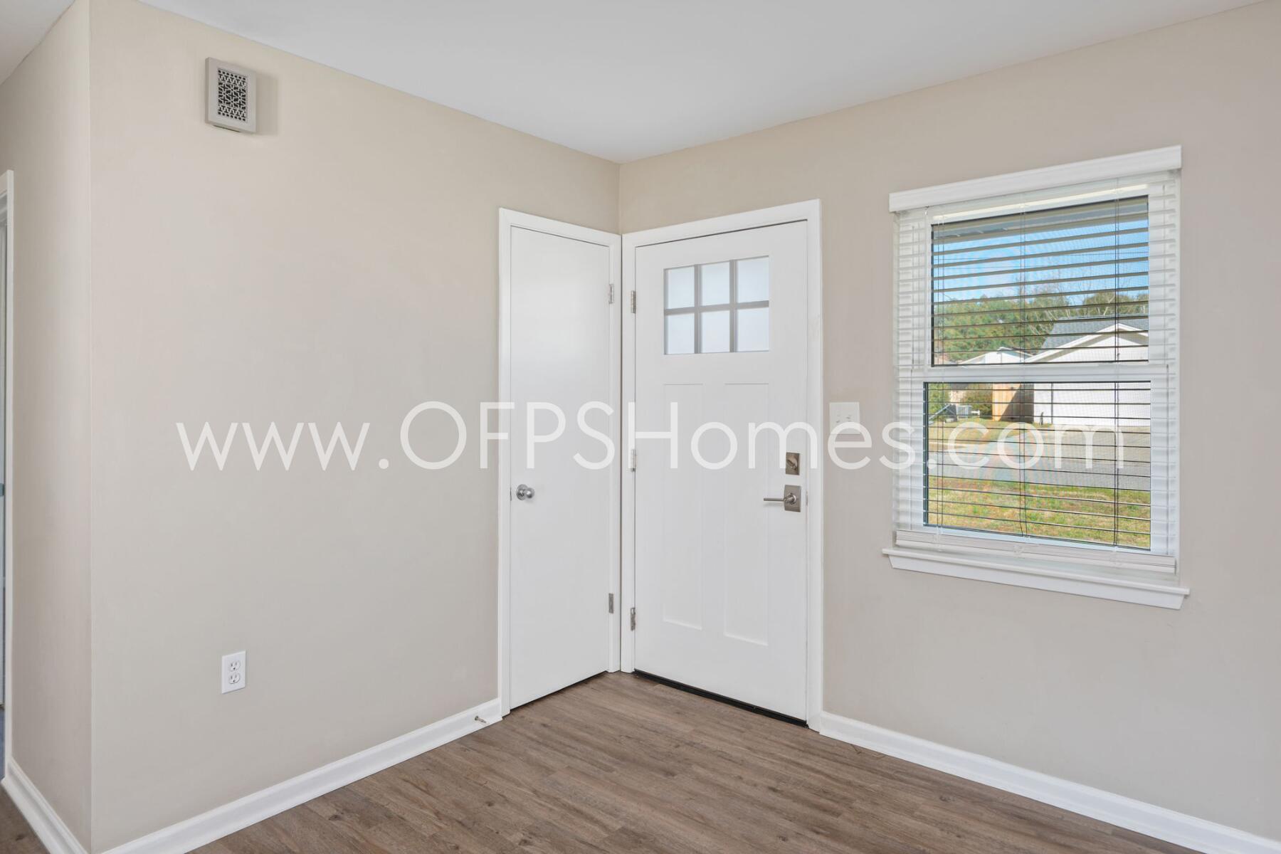 TANGLEWOOD S/D 1ST ADDN - Residential Lease