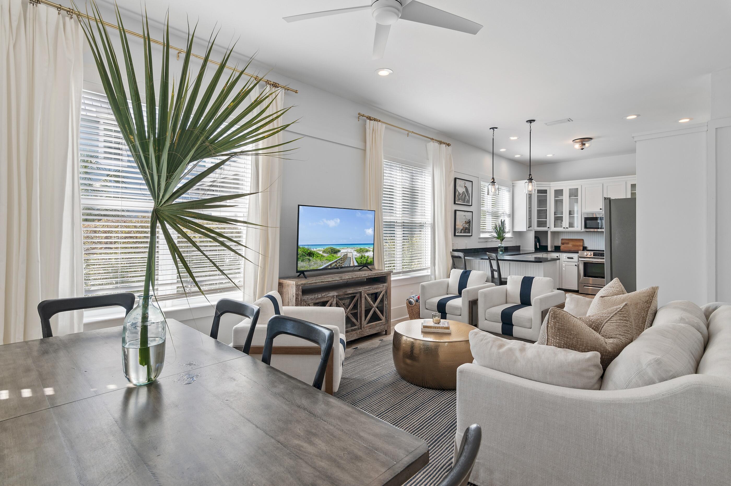 LAKEWOOD ESTATES - Residential