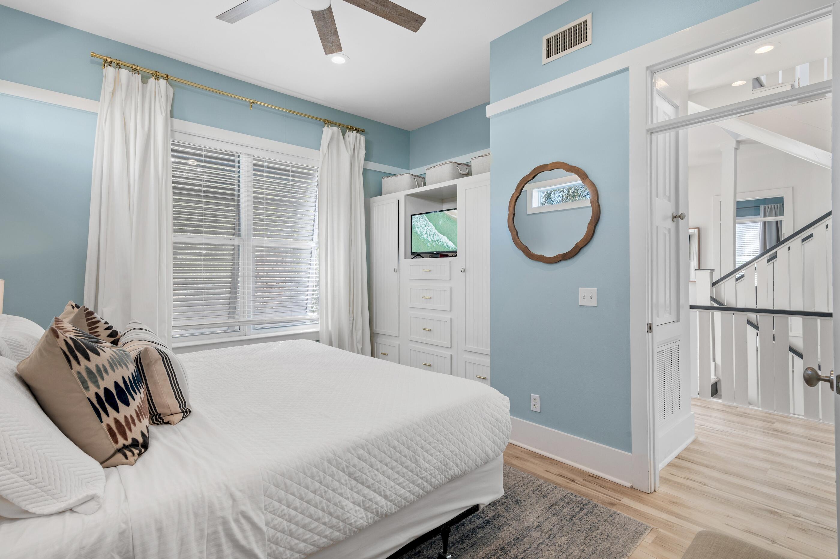 LAKEWOOD ESTATES - Residential