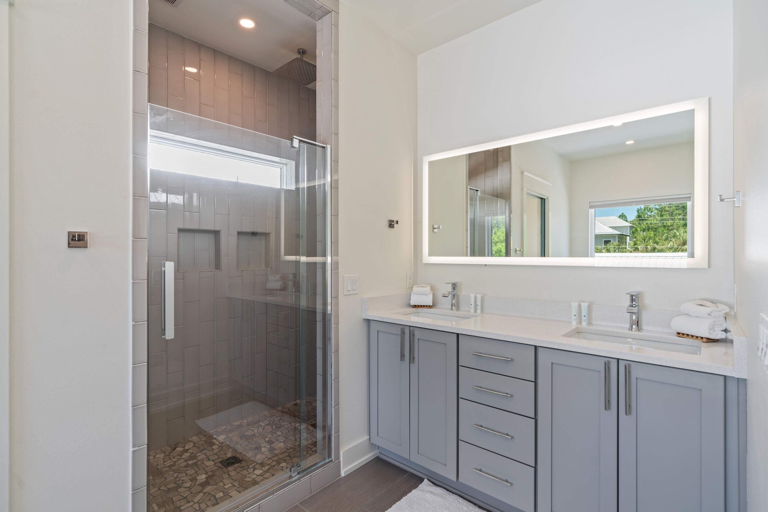 LAKEWOOD OF SEAGROVE BEACH - Residential