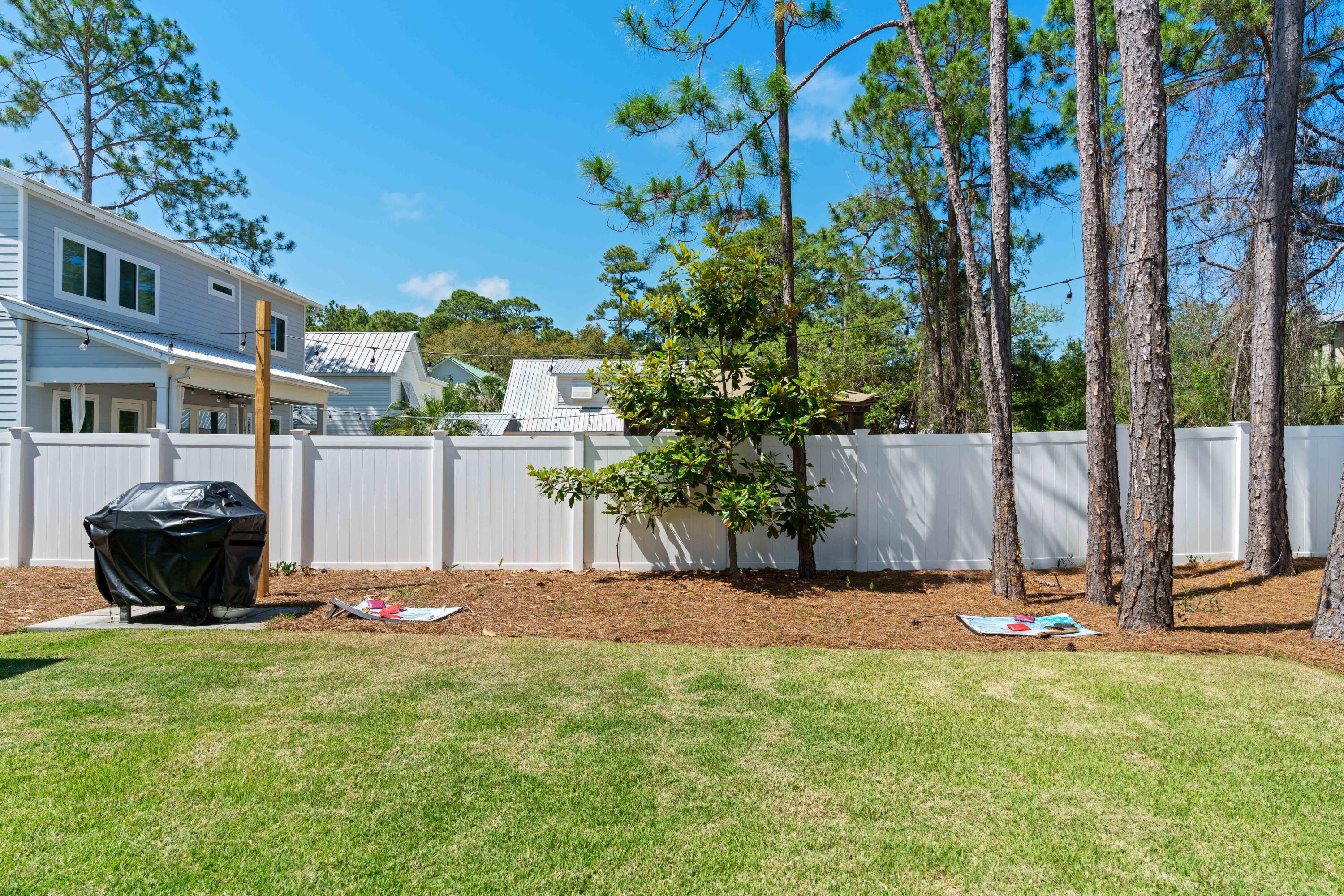 LAKEWOOD OF SEAGROVE BEACH - Residential