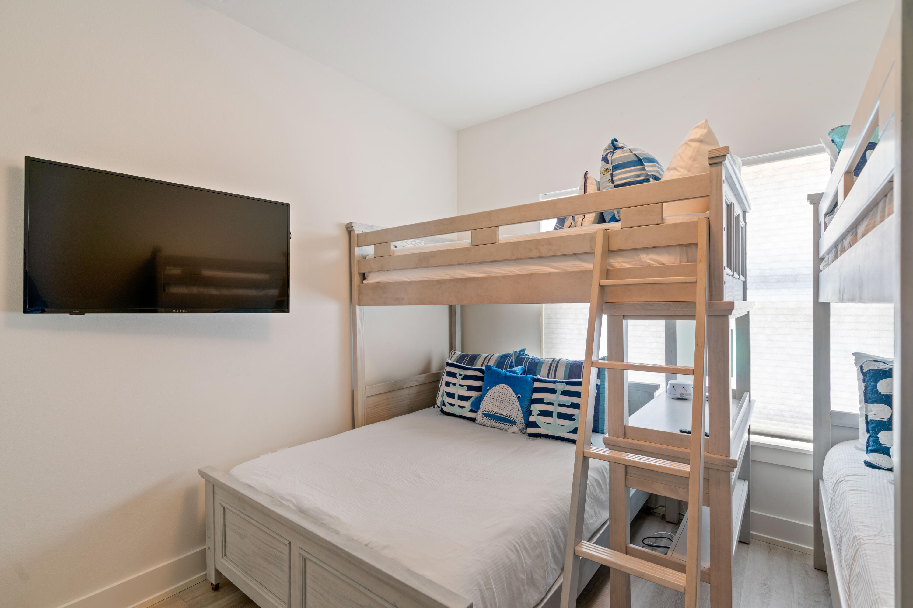 LAKEWOOD OF SEAGROVE BEACH - Residential