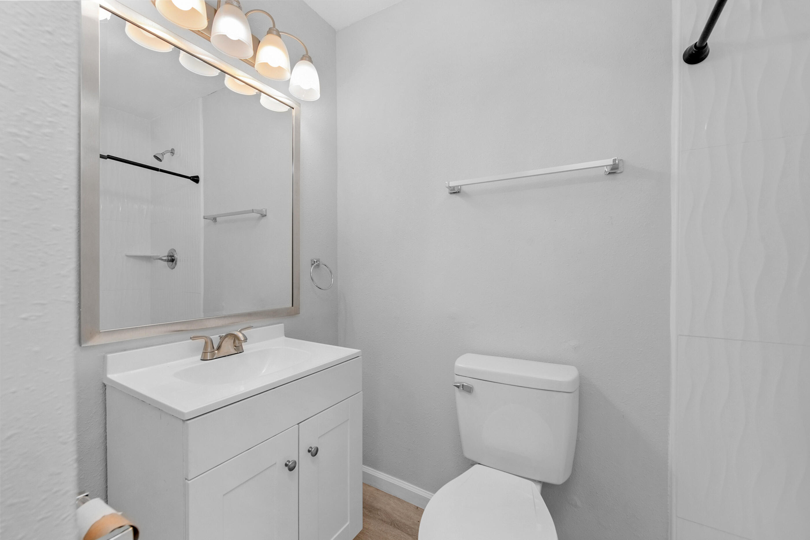 GARNIERS BEACH 2ND - Residential