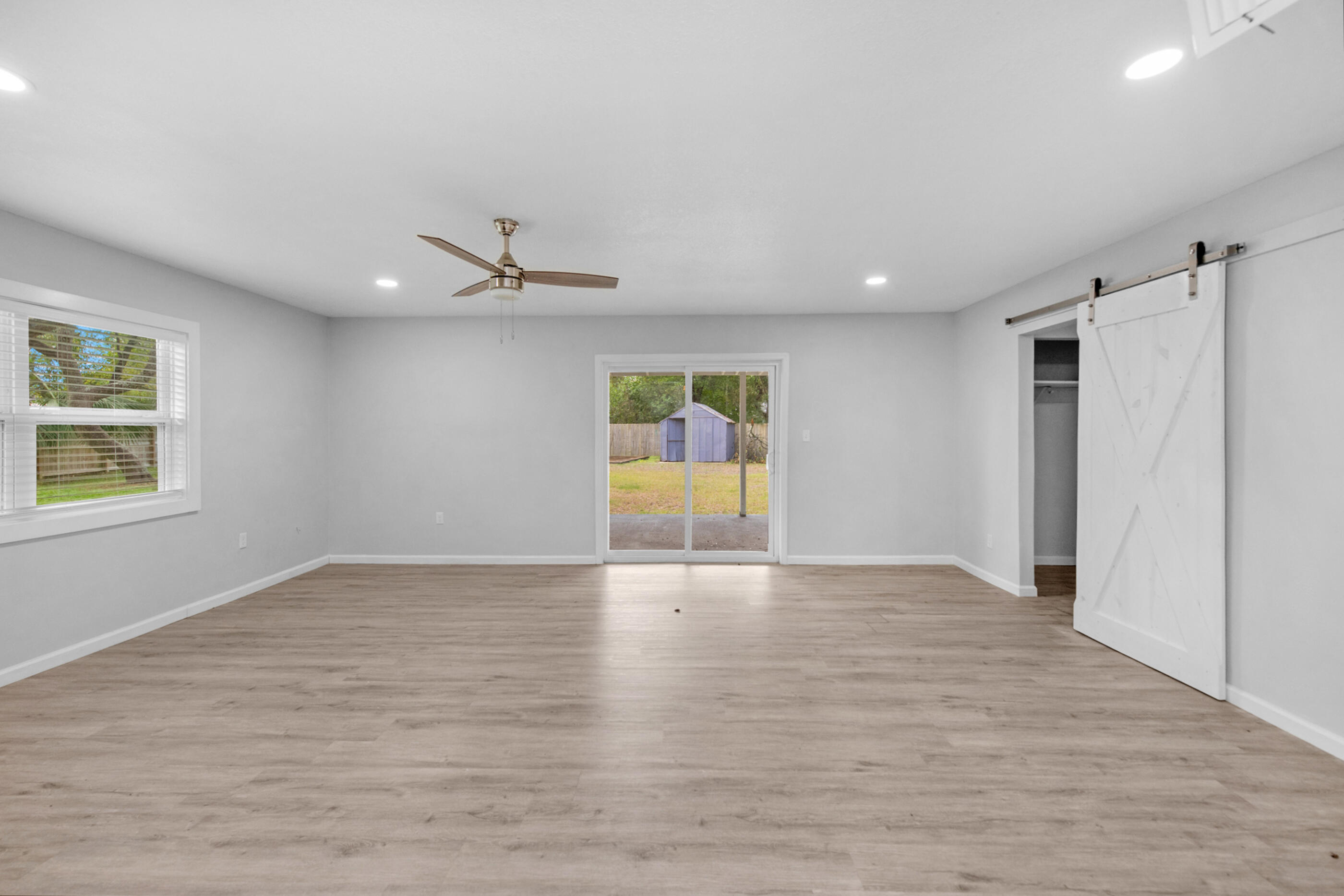 GARNIERS BEACH 2ND - Residential