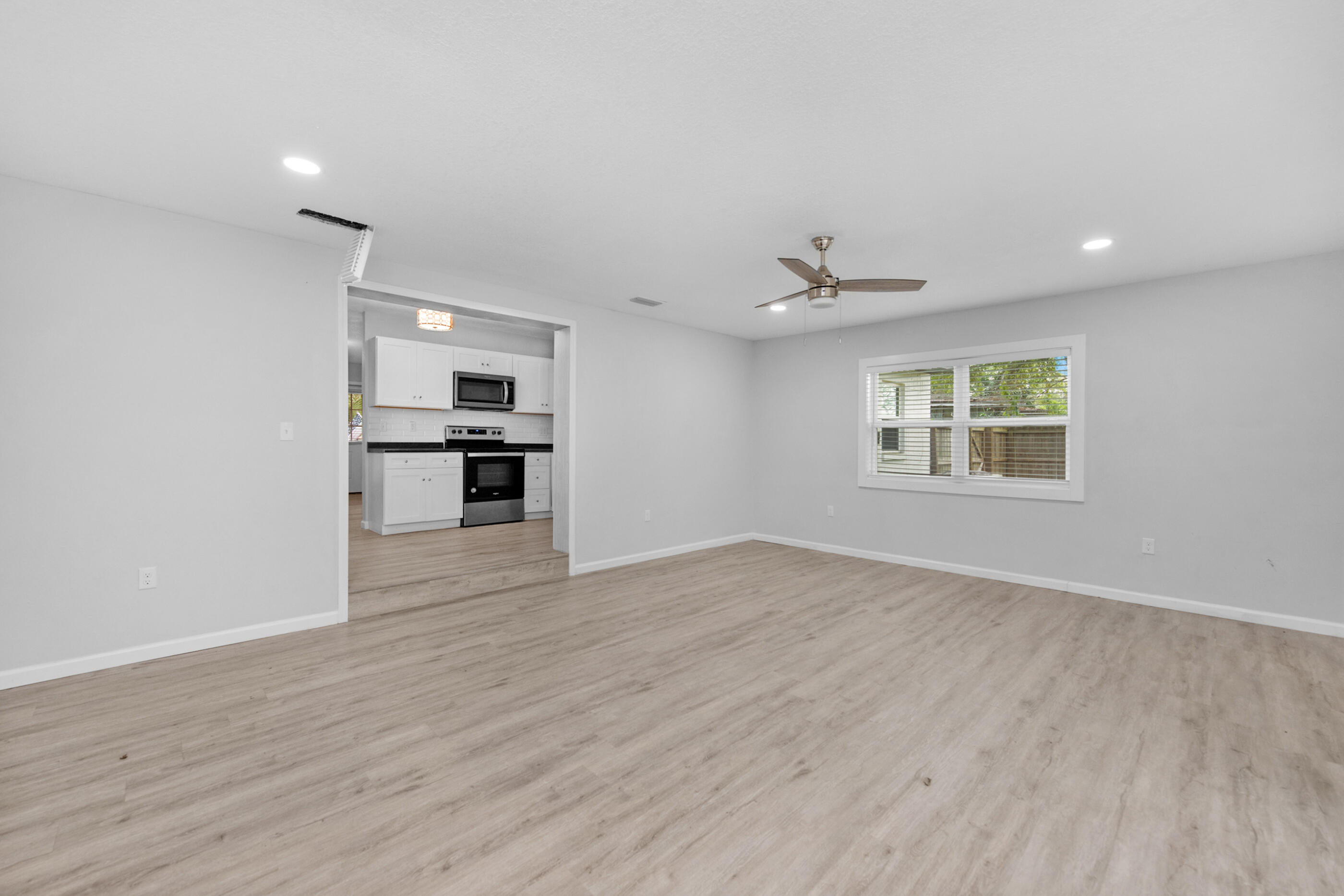 GARNIERS BEACH 2ND - Residential