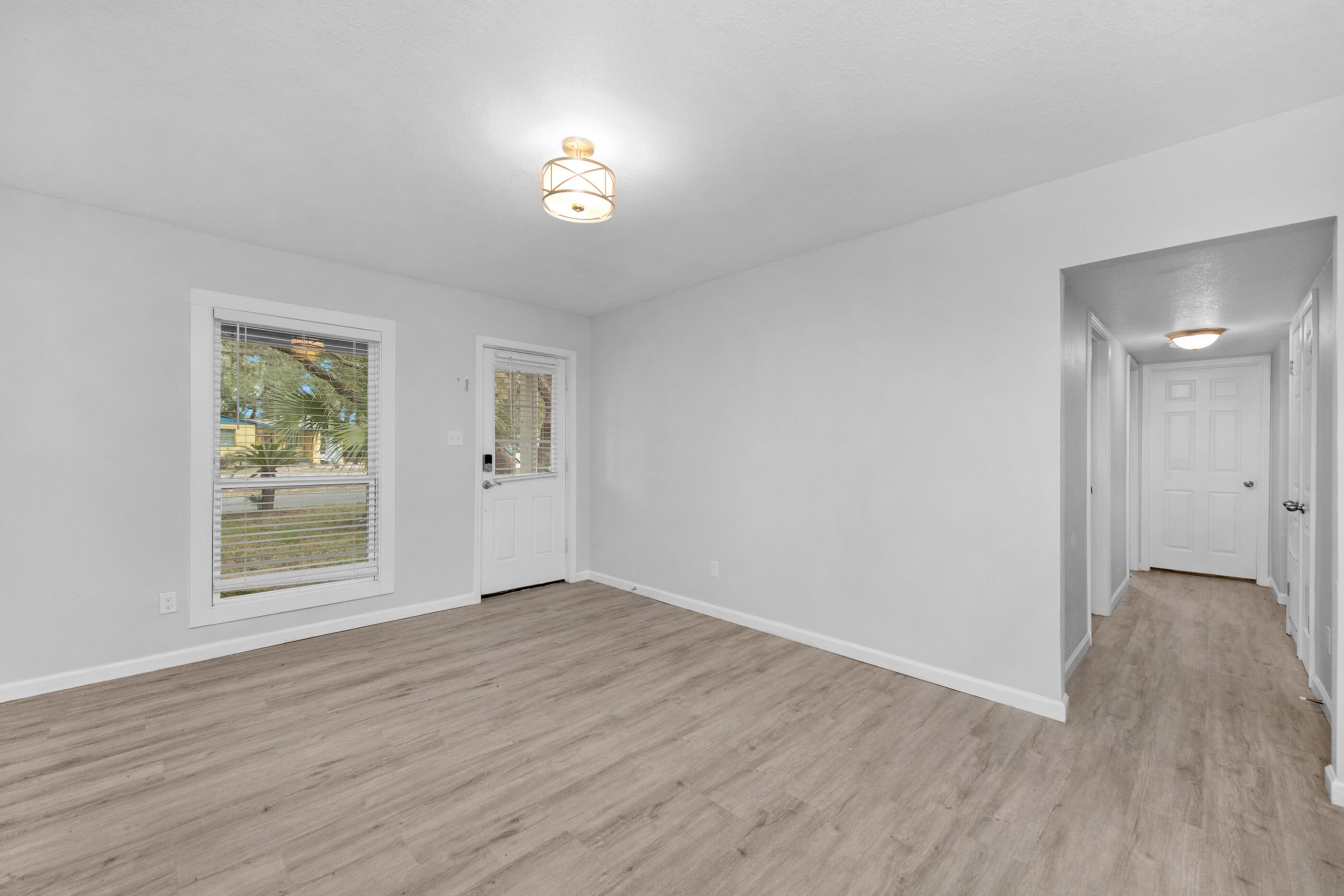 GARNIERS BEACH 2ND - Residential