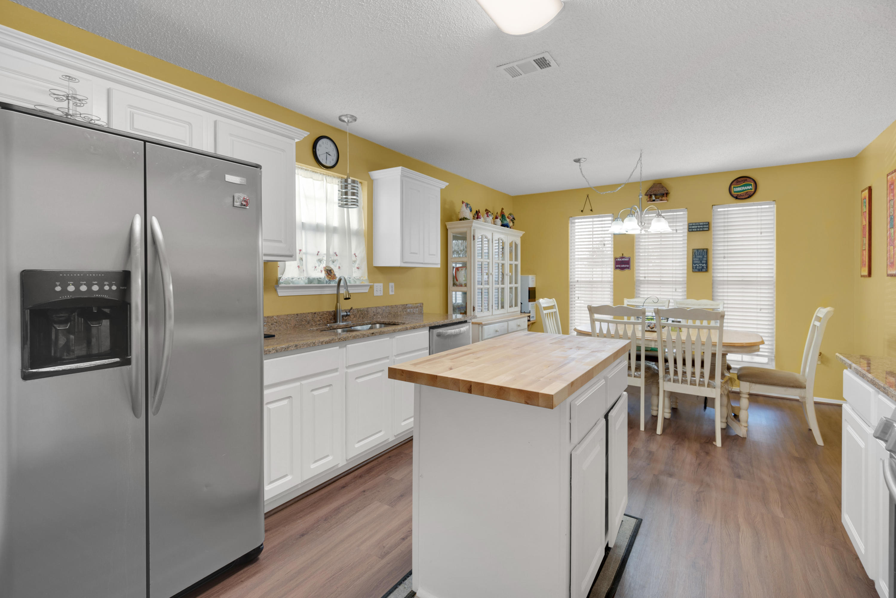 HUNTERS RUN S/D - Residential