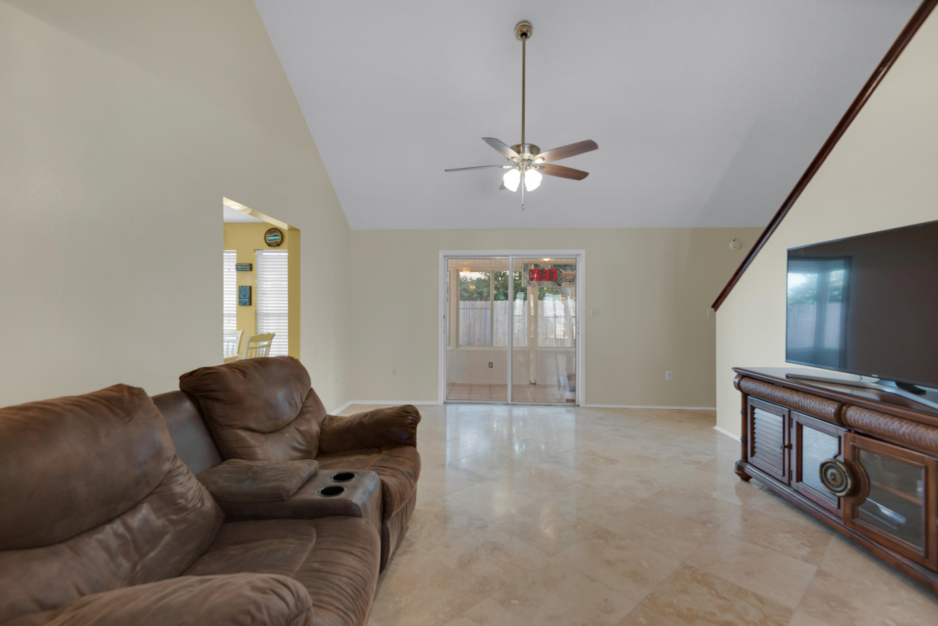 HUNTERS RUN S/D - Residential