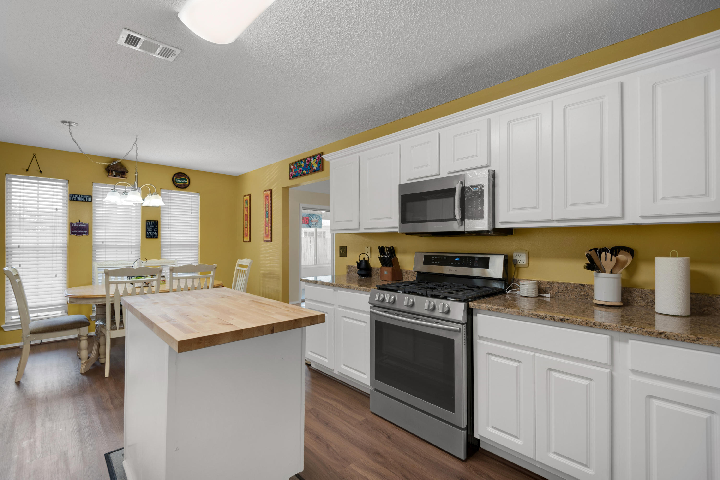 HUNTERS RUN S/D - Residential