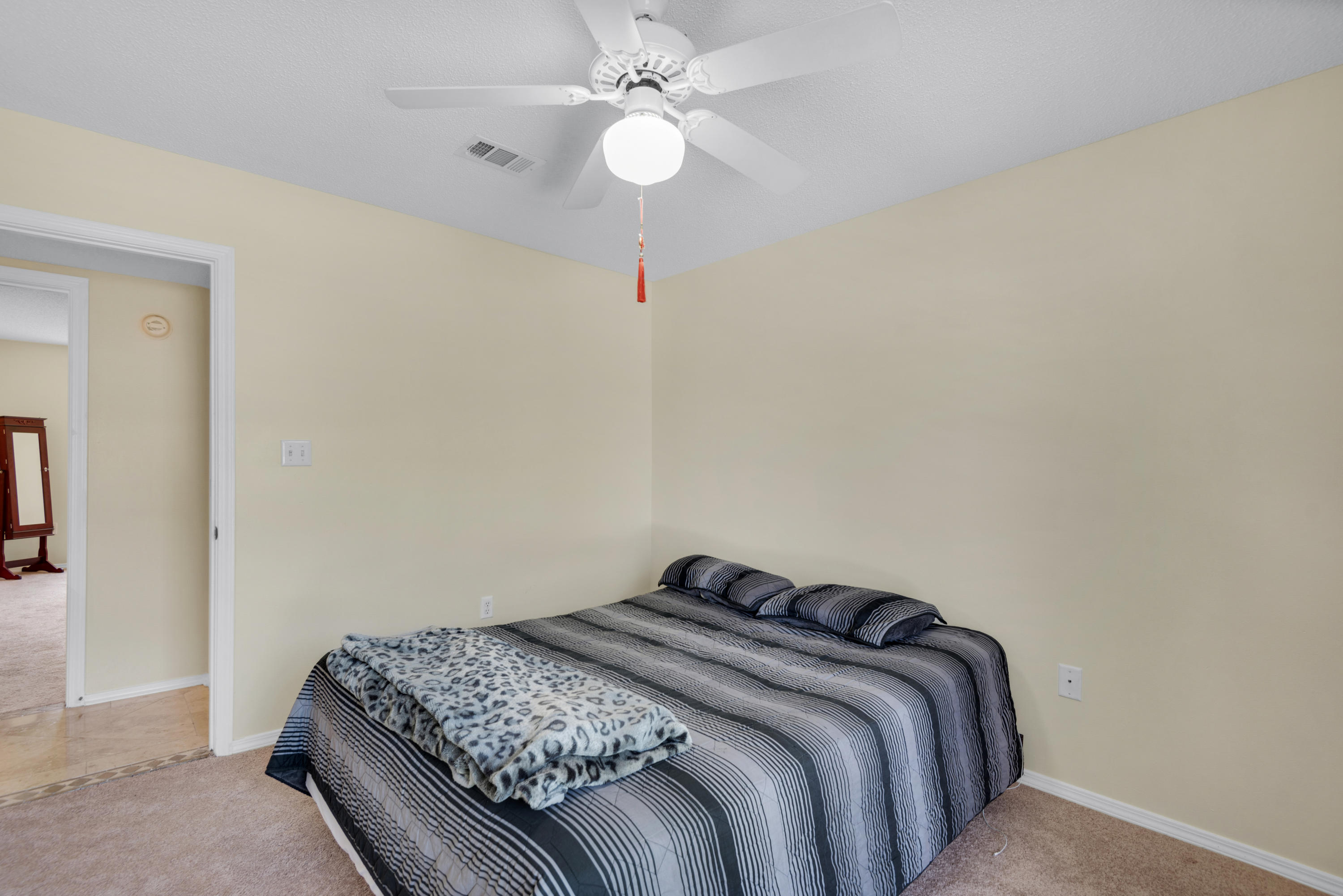 HUNTERS RUN S/D - Residential