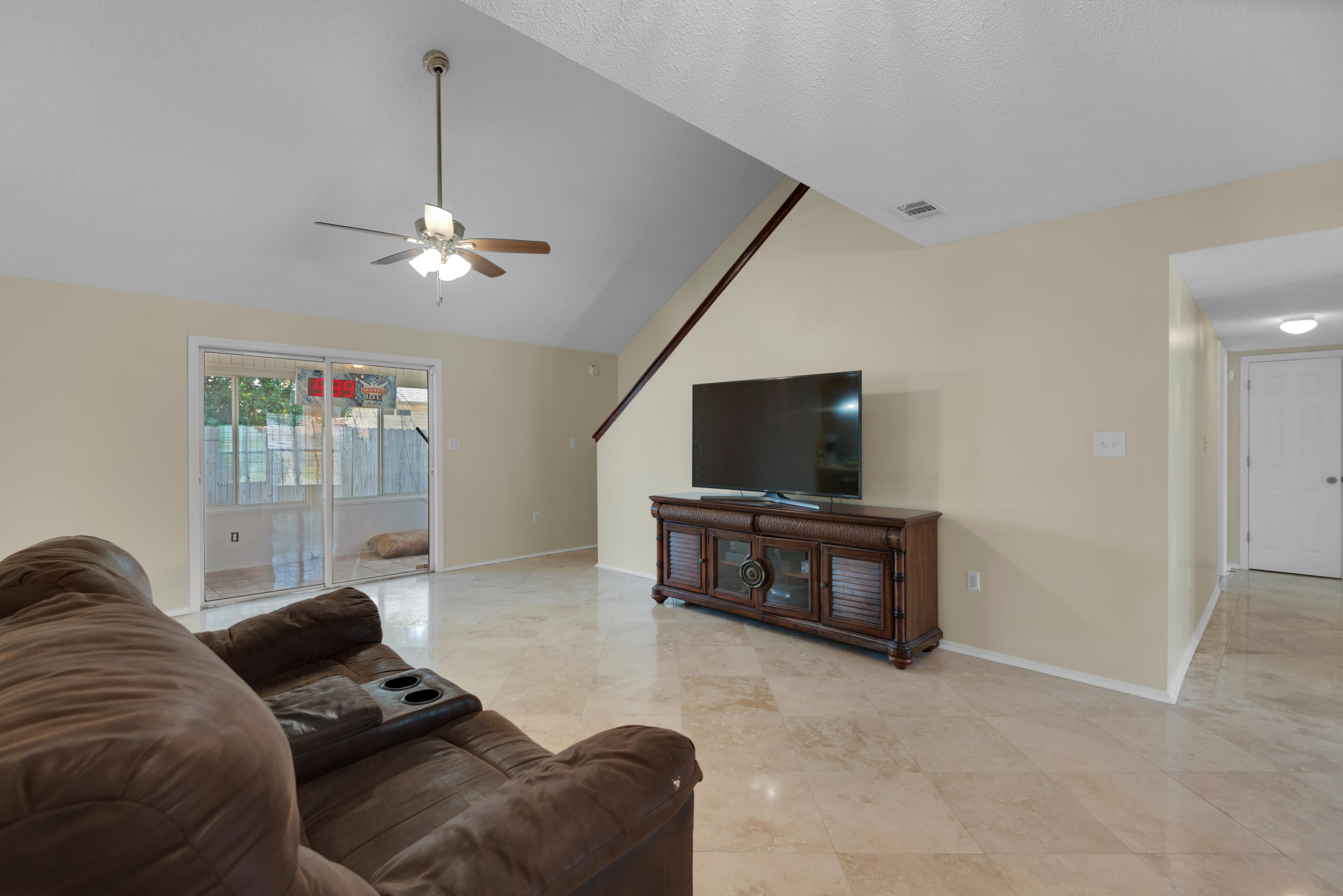 HUNTERS RUN S/D - Residential