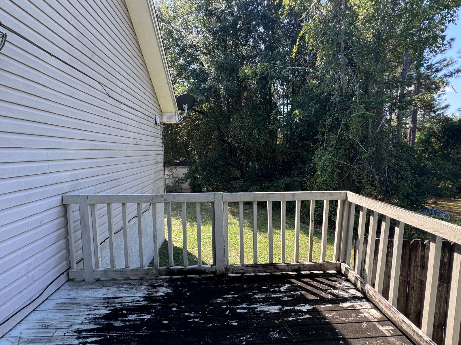 SHOAL CREEK MANOR WEST - Residential Lease