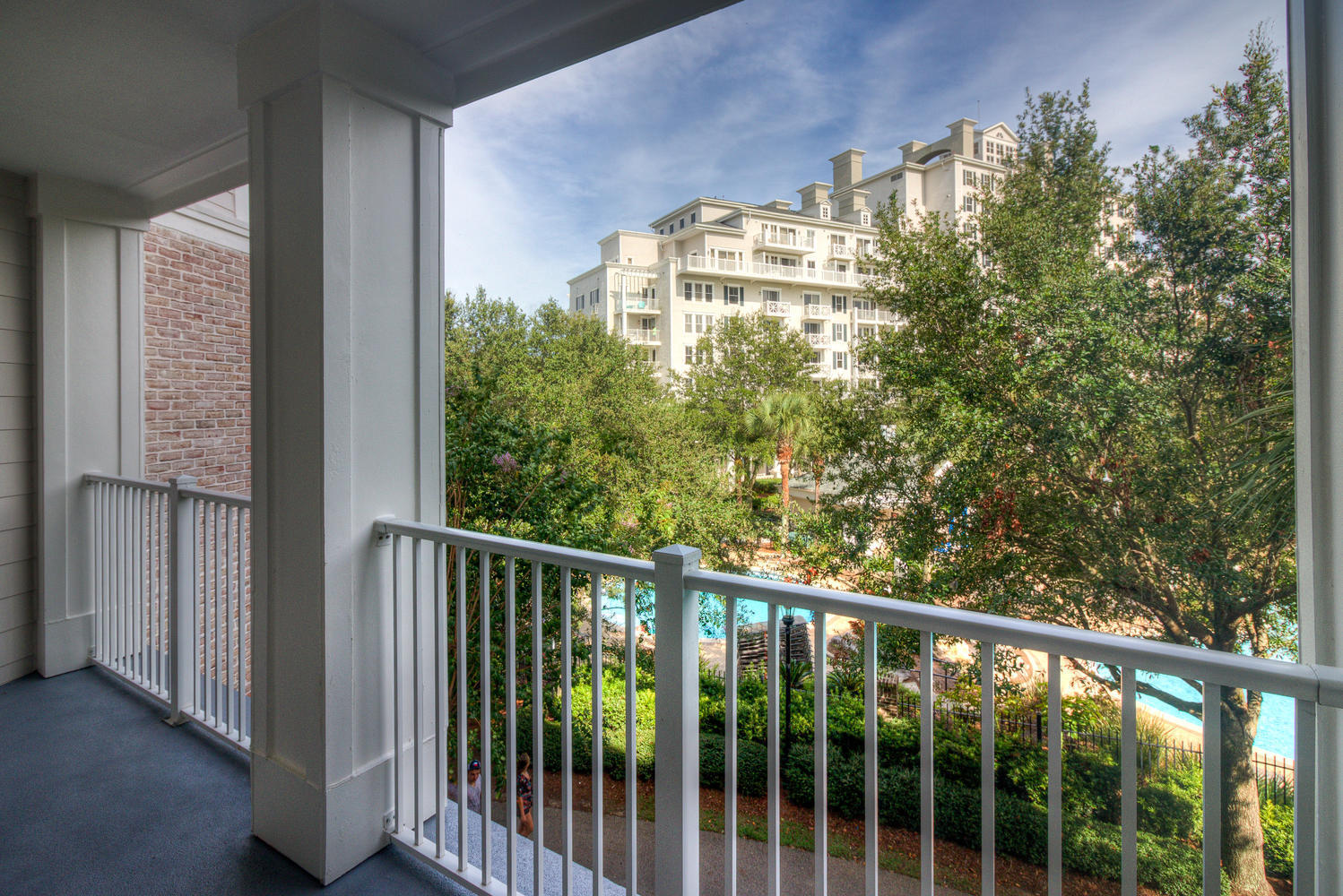 BAHIA CONDO - Residential