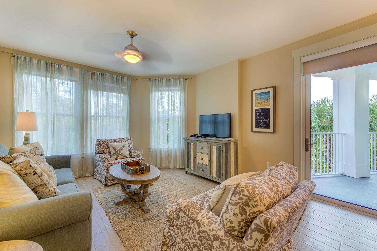 BAHIA CONDO - Residential