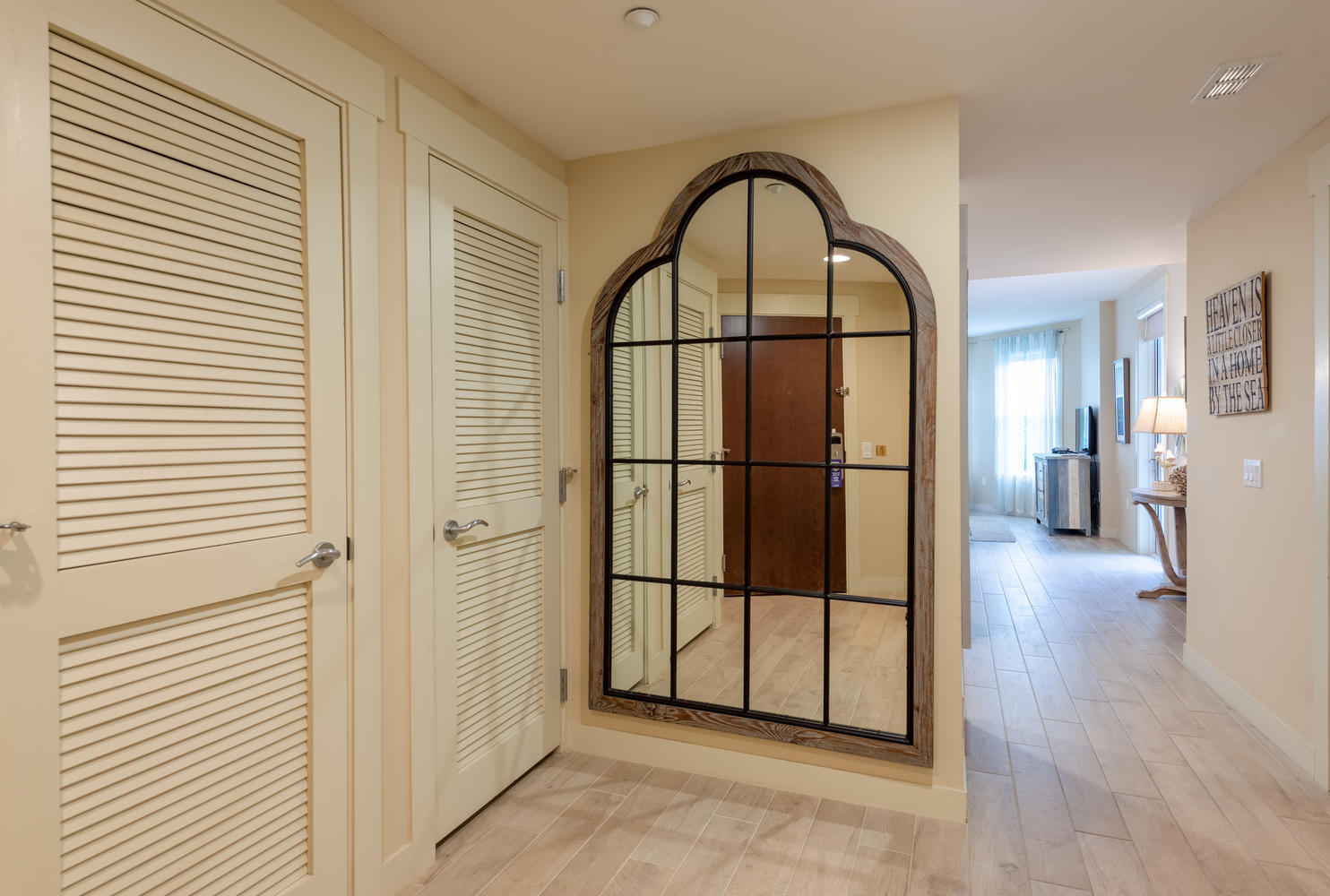 BAHIA CONDO - Residential