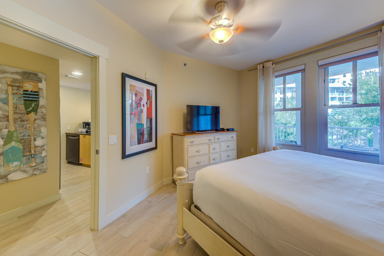 BAHIA CONDO - Residential