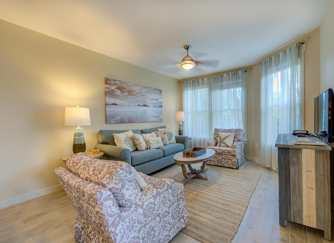 BAHIA CONDO - Residential