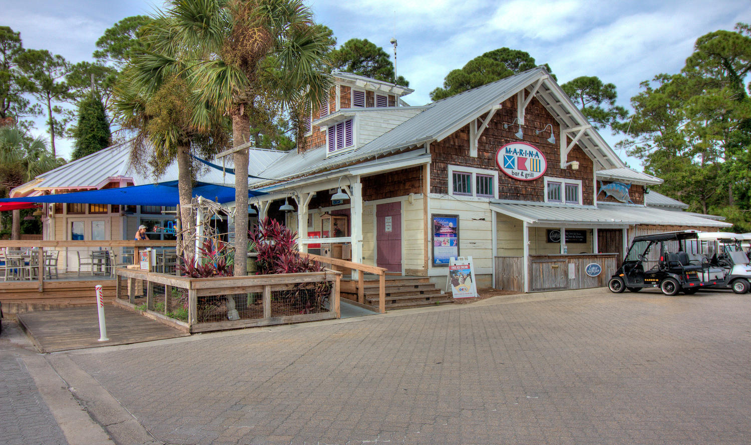 BAHIA CONDO - Residential