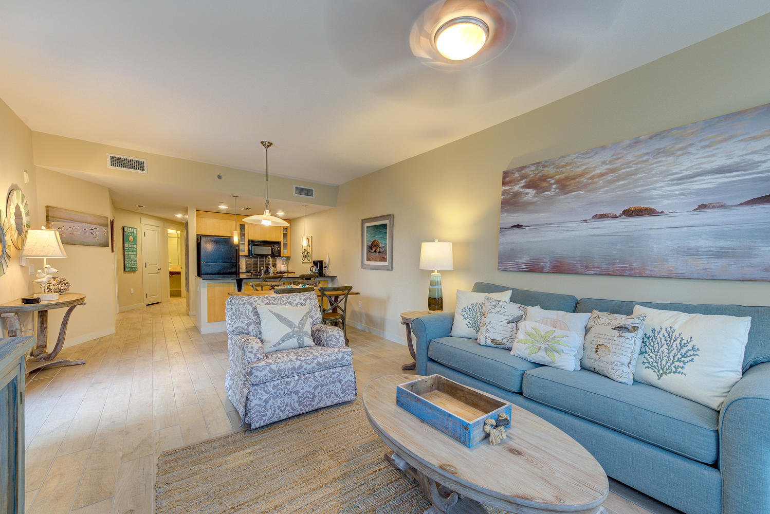 BAHIA CONDO - Residential