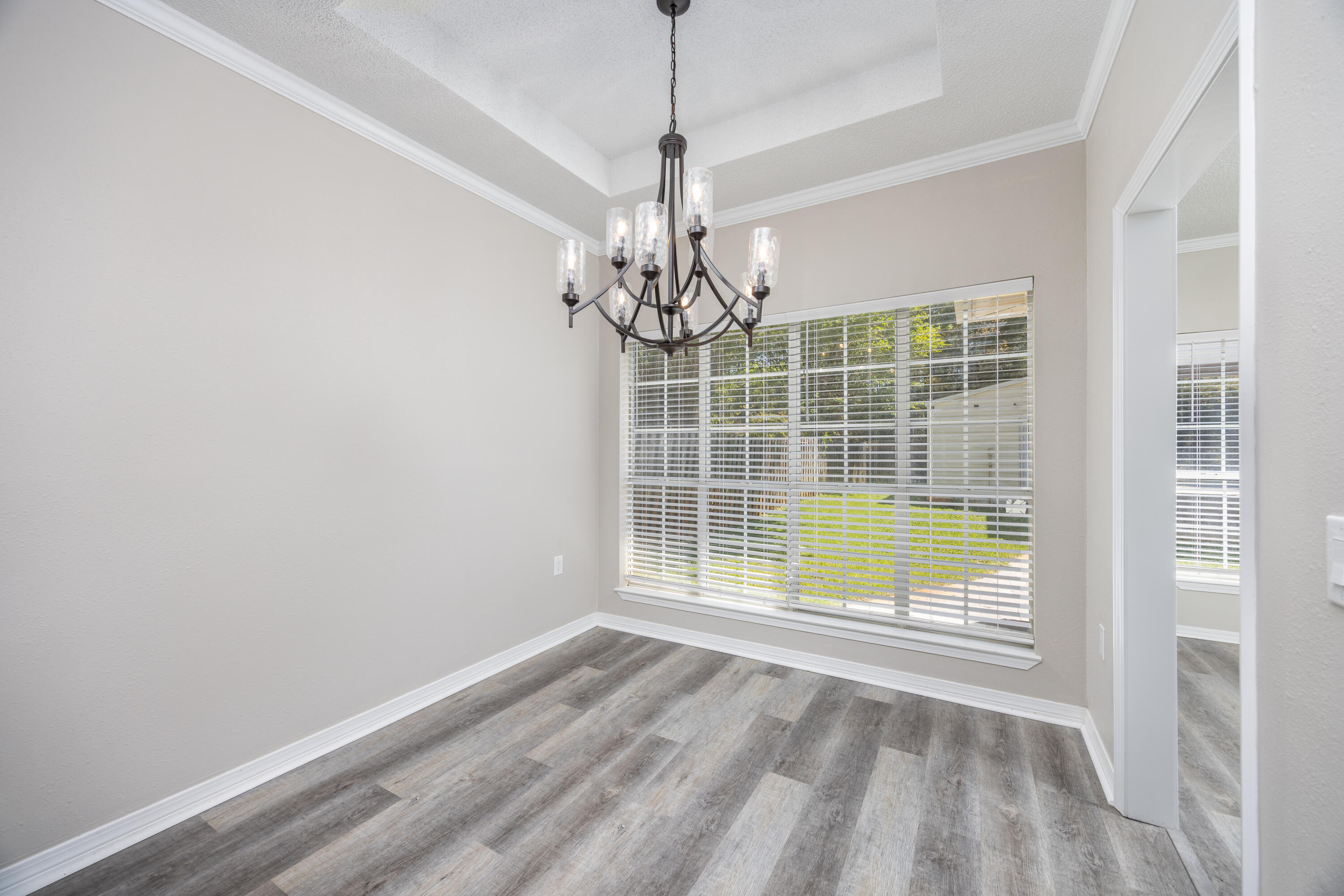BAY COLONY - Residential
