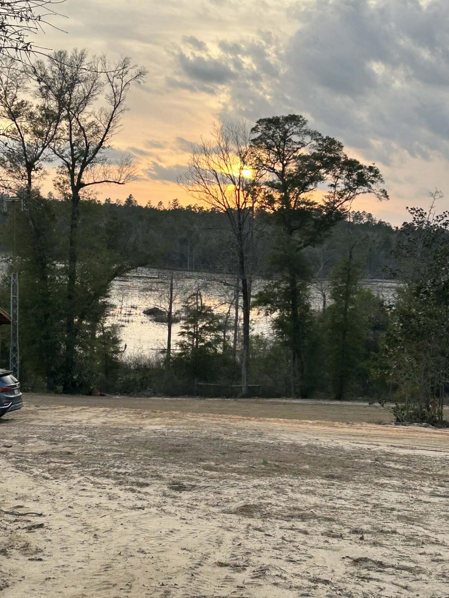 METES & BOUNDS - Farm