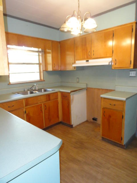 Lots 4 & 5 Blk D Lurie Heights S/D Less and except 8 ft of lot 5 - Residential