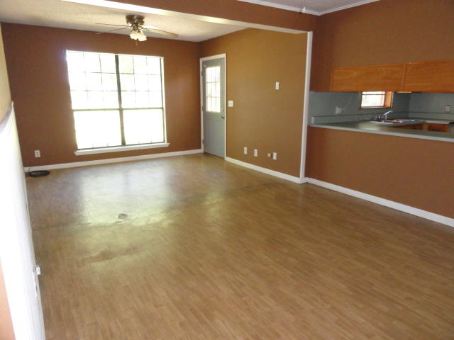 Lots 4 & 5 Blk D Lurie Heights S/D Less and except 8 ft of lot 5 - Residential