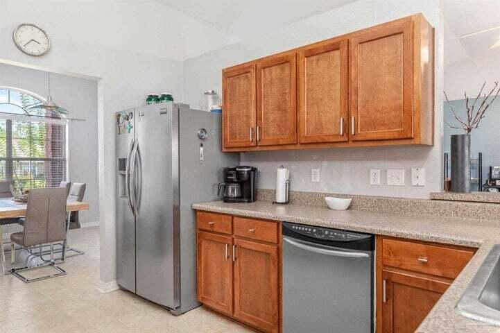 CREETWOOD VILLAGE - Residential