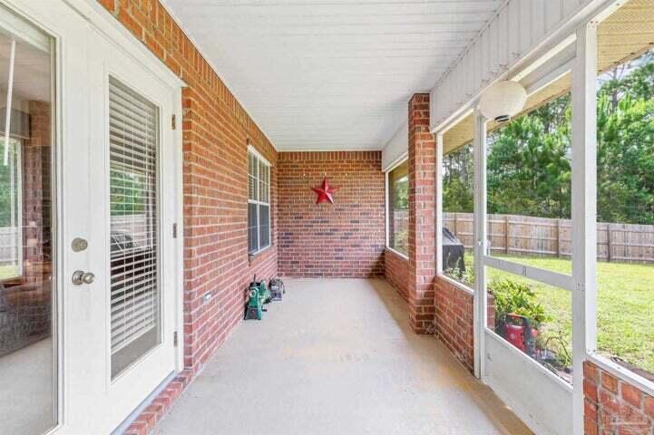 CREETWOOD VILLAGE - Residential