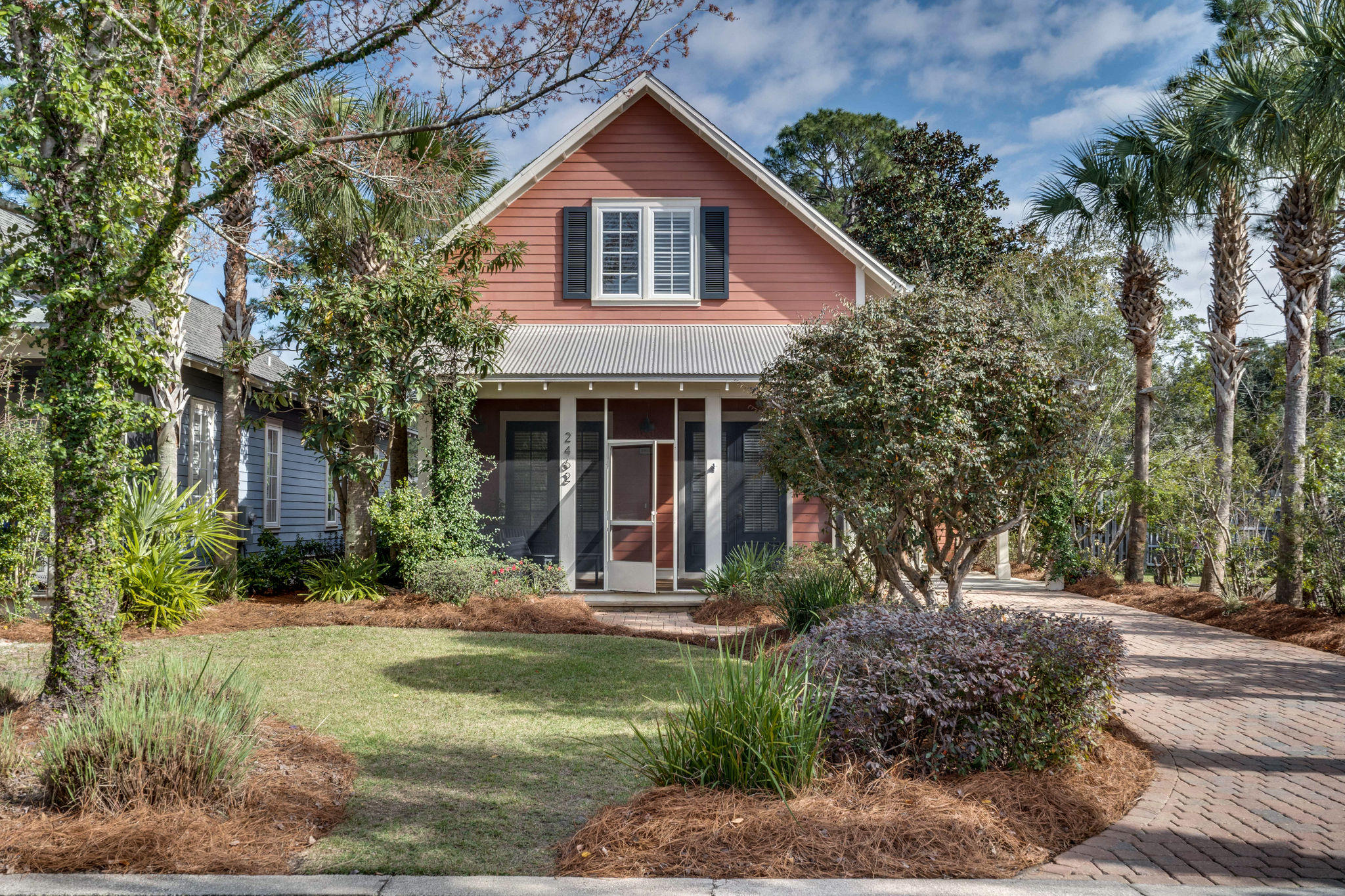 BUNGALOS AT SANDESTIN - Residential