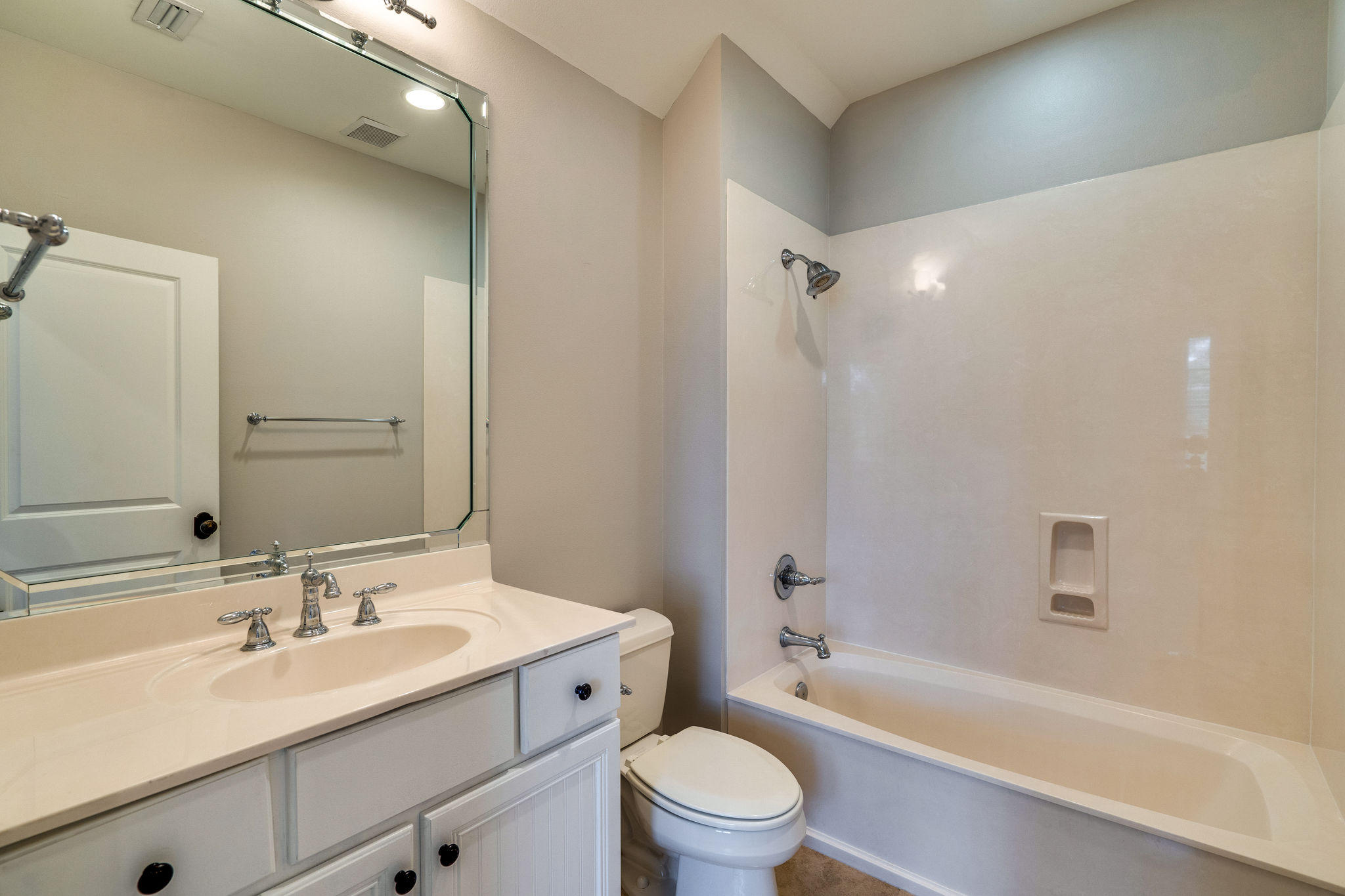 BUNGALOS AT SANDESTIN - Residential