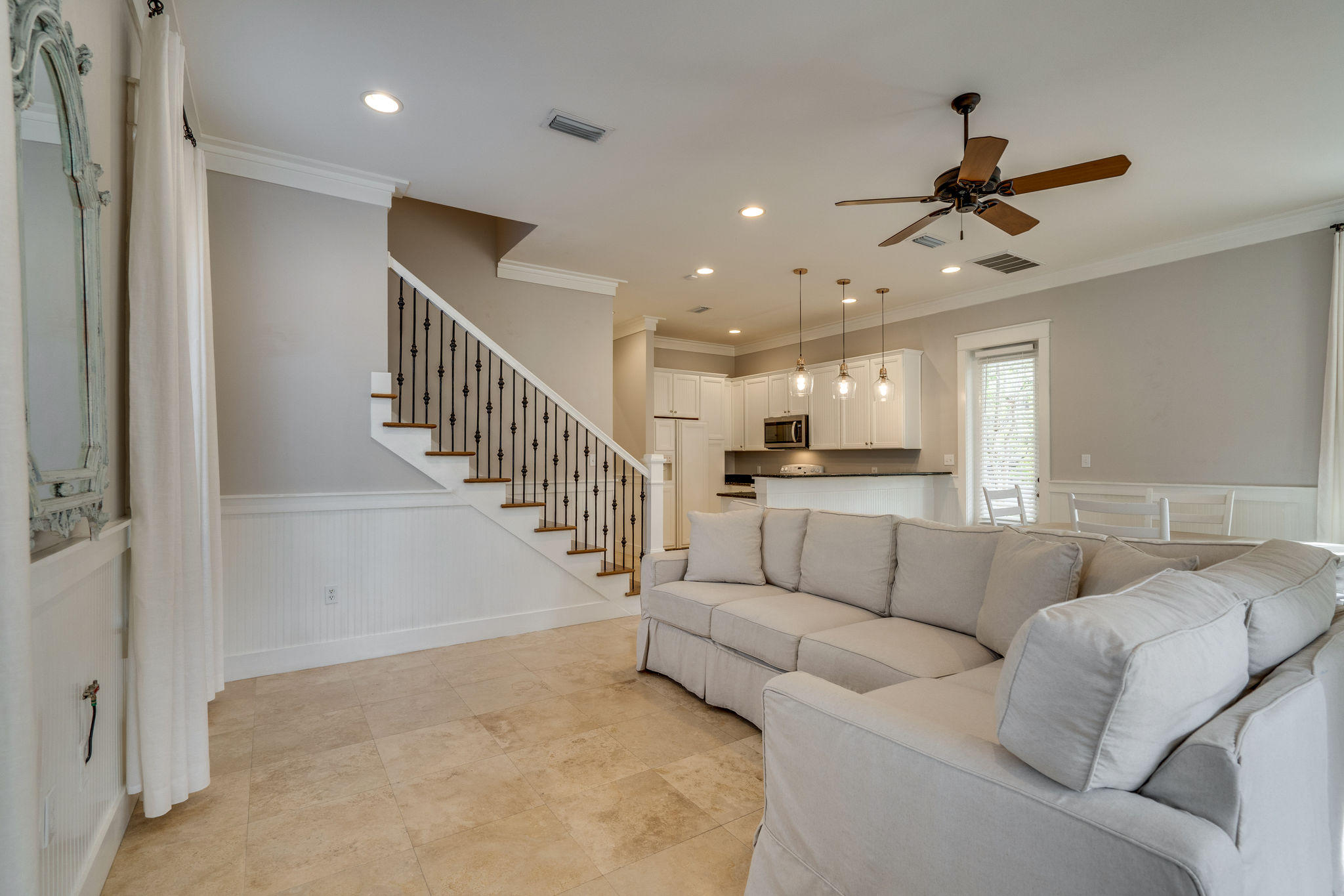 BUNGALOS AT SANDESTIN - Residential